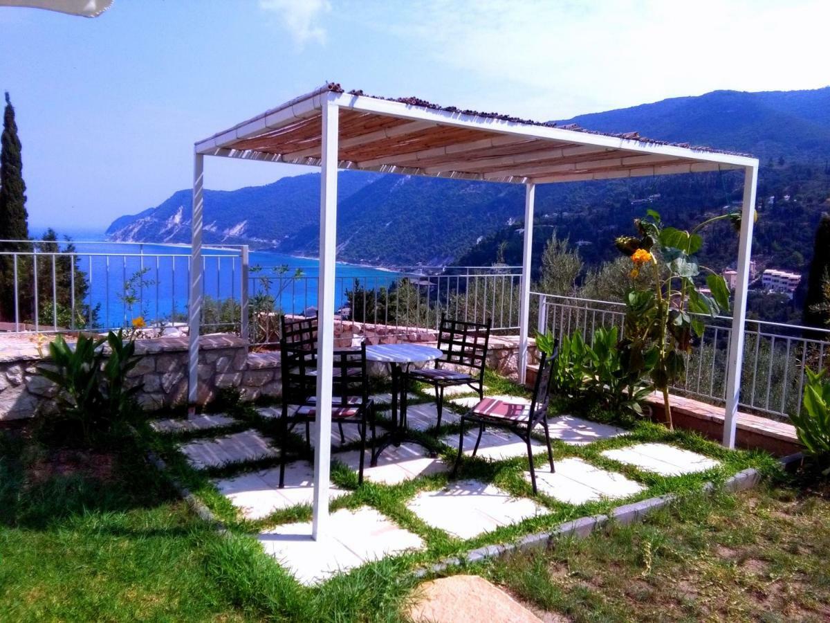 Vila Deep Blue-Apartment Selana Sea View อาโยส นิกีตัส ภายนอก รูปภาพ